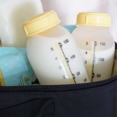Breast Milk Cooler and Transport Set,5oz Bottles with Lids,Contoured Ice Pack 