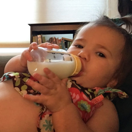 How Much Milk Do Breastfed Babies Eat? - Exclusive Pumping