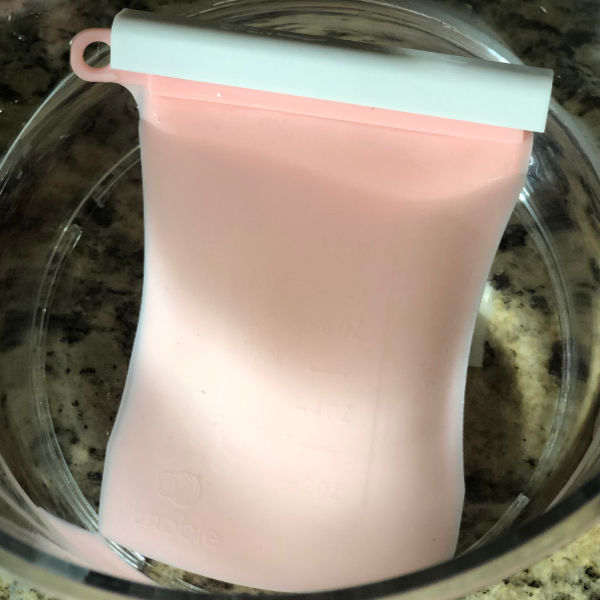 Defrosting Reusable Breast Milk Bags