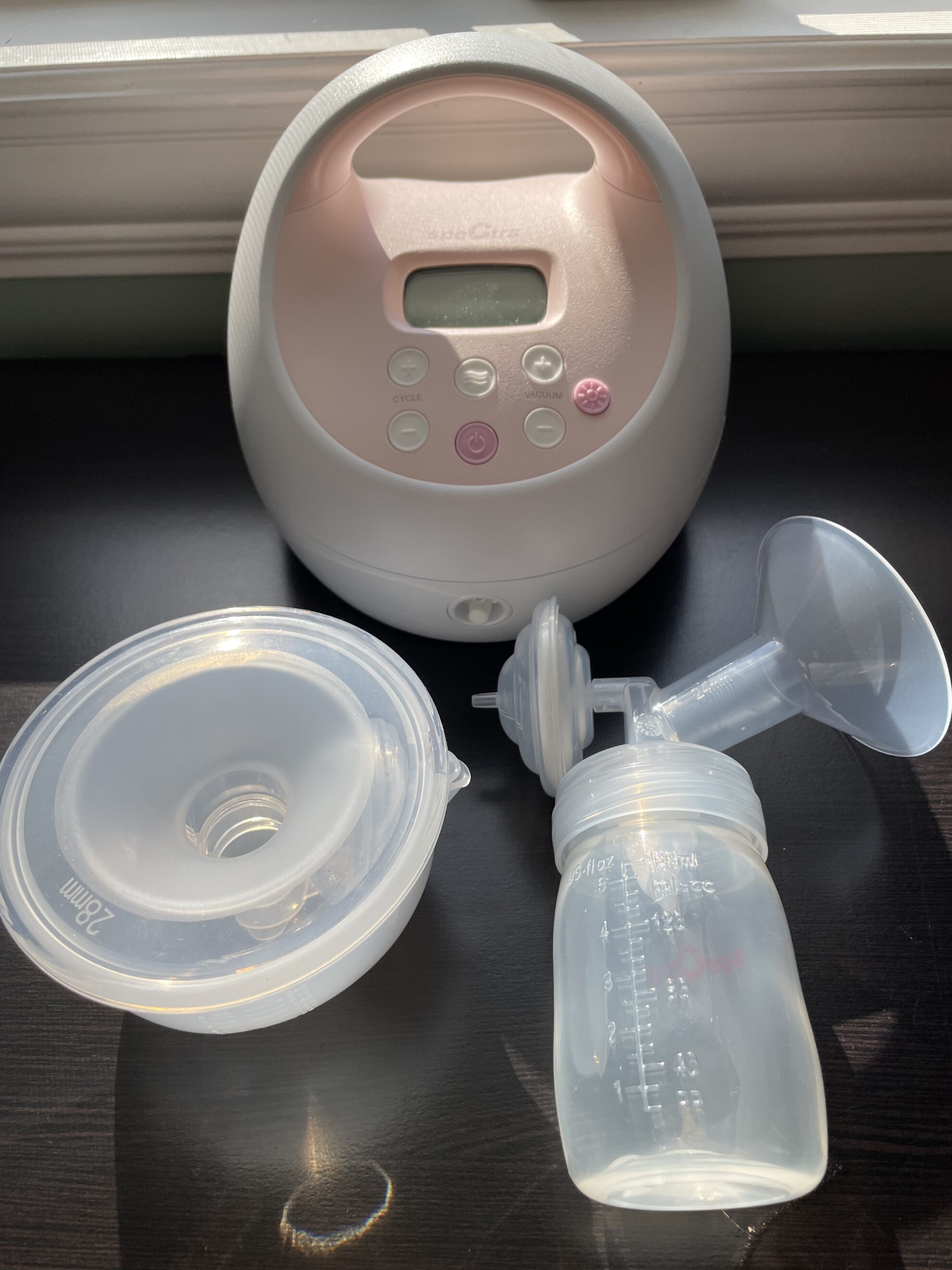 Best Hands Free Breast Pump Cups (2022) - Exclusive Pumping
