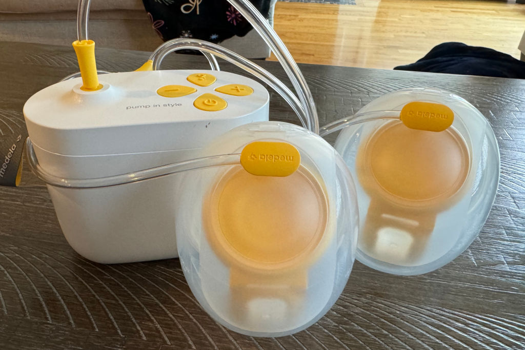 Pump In Style® Hands-free wearable electric breast pump